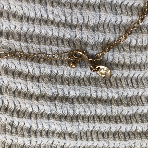 Statement necklace. - Picture 3 of 4